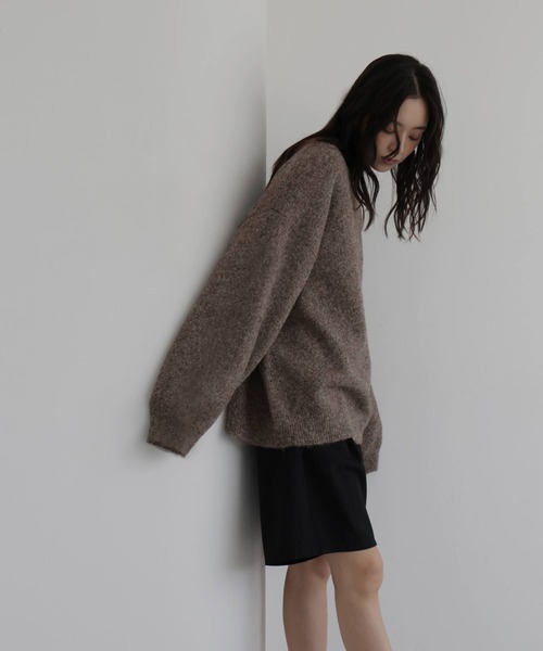 hellam(へラム)の「クルーネックカラーニットプルオーバー(ニット/セーター・レディース・カーキ/杢グレー/ブルー/チャコール/オートミール/マスタード/ブラウン/ピンク・FREE)」の16枚目の写真