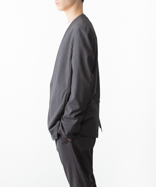 ATTACHMENT（アタッチメント）の「WO/TA ストレッチトロ カラーレスJKT / WO/TA STRETCH TRO COLLARLESS JKT（ノーカラージャケット・メンズ・ダークグレー/ブラック/グレー・3/2/1）」の6枚目の写真