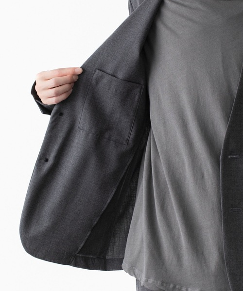 ATTACHMENT(アタッチメント)の「WO/TA ストレッチトロ カラーレスJKT / WO/TA STRETCH TRO COLLARLESS JKT(ノーカラージャケット・メンズ・ダークグレー/ブラック/グレー・3/2/1)」の9枚目の写真