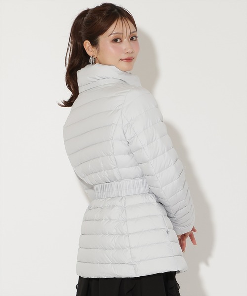 AND COUTURE（アンドクチュール）の「ベルト付きFOXファーミドル丈ダウン（ダウンジャケット/コート・レディース・ブラック/ライトグレー/ベージュ・FREE）」の22枚目の写真