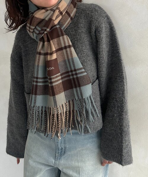 Thevon（ゼボン）の「ソフトタッチカラーストール（マフラー・レディース・ブラウン/ボルドー/イエロー/オフホワイト・FREE）」の3枚目の写真