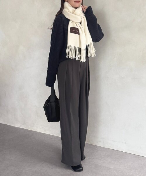 Thevon（ゼボン）の「ソフトタッチカラーストール（マフラー・レディース・ブラウン/ボルドー/イエロー/オフホワイト・FREE）」の6枚目の写真