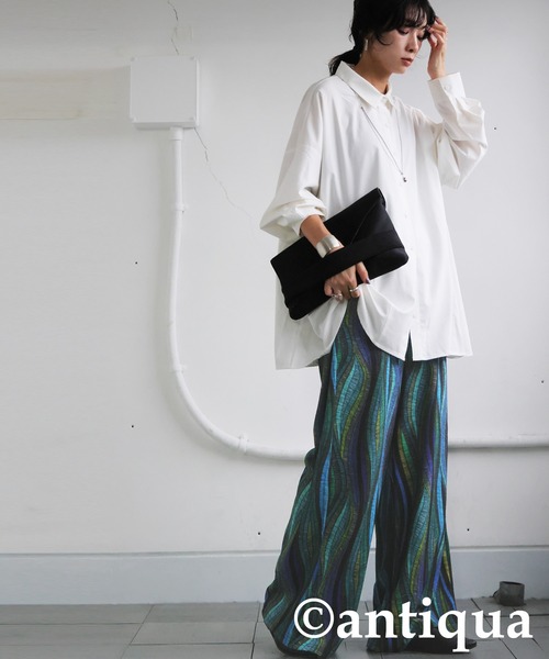 antiqua(アンティカ)の「ウェーブ柄 ワイドパンツ(その他パンツ・レディース・ブルー系その他/マルチ・ONESIZE)」の15枚目の写真