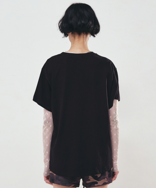 NICK&NICOLE（ニックアンドニコール）の「BIG ROSE SLEEVE TOP_BLACK WHITE（Tシャツ/カットソー・レディース・その他・FREE）」の3枚目の写真