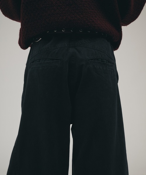 Adoon plain(アドーンプレーン)の「Brushed Curve Wide Chino Trousers / ウォッシュド微起毛2タックワイドチノパンツ(チノパンツ・メンズ・ブラウン/ブラック/カーキ・SMALL/LARGE/MEDIUM)」の21枚目の写真