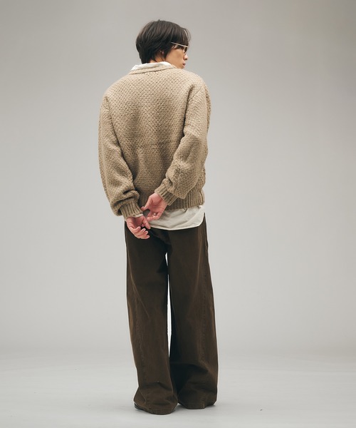 Adoon plain(アドーンプレーン)の「Brushed Curve Wide Chino Trousers / ウォッシュド微起毛2タックワイドチノパンツ(チノパンツ・メンズ・ブラウン/ブラック/カーキ・SMALL/LARGE/MEDIUM)」の16枚目の写真