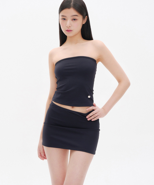YOUHEE(ユヒ)の「BASIC TANK TOP BLACK(Tシャツ/カットソー・レディース・その他・SMALL/MEDIUM)」の1枚目の写真