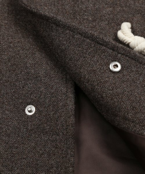 TRILLION（トリリオン）の「ユニセックスバルマカンダフロンコート（BROWN）（チェスターコート・レディース・その他・SMALL/MEDIUM/LARGE）」の3枚目の写真