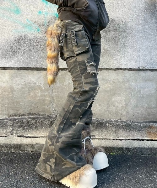 カモフラージュフレアデニムパンツ カモフラージュフレアデニムパンツ – ANDOR ONLINE