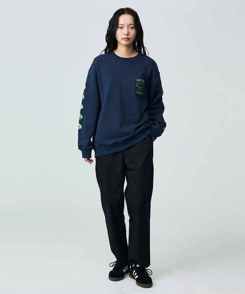 ABAHOUSE（アバハウス）の「【YOIDORE / ヨイドレ】×【京鼎樓 / ジンディンロウ】SPECIAL COLLAB SWEAT CREW/スペシャルコラボクルースウェット（スウェット・メンズ・ネイビー/ホワイト系その他/ブラック・M/L）」の4枚目の写真