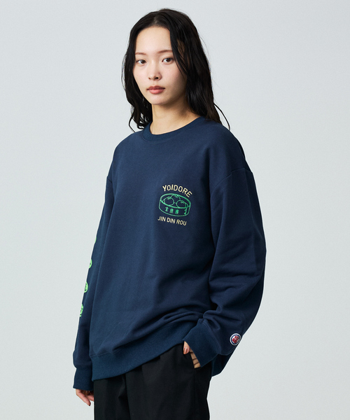ABAHOUSE（アバハウス）の「【YOIDORE / ヨイドレ】×【京鼎樓 / ジンディンロウ】SPECIAL COLLAB SWEAT CREW/スペシャルコラボクルースウェット（スウェット・メンズ・ネイビー/ホワイト系その他/ブラック・M/L）」の6枚目の写真