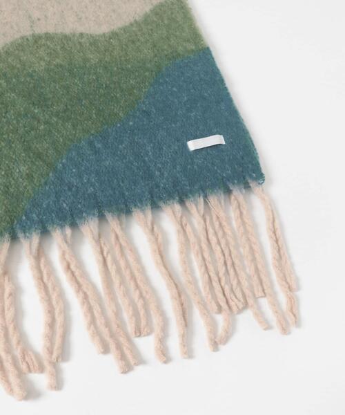 SENSE OF PLACE by URBAN RESEARCH(センスオブプレイスバイアーバンリサーチ)の「パターンボリューム大判マフラー(マフラー・メンズ・ブラウン/グリーン/アイボリー・ONE)」の15枚目の写真