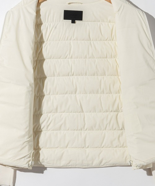 Mackage(マッカージュ)の「Mackage OCEANE-CITY Mixed Media Jacket マッカージュ オセアンシティ ダウンジャケット(ダウンジャケット/コート・レディース・クリーム/ブラック・SMALL/MEDIUM/X-SMALL)」の19枚目の写真