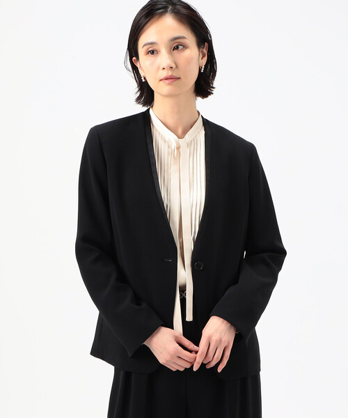 K.T KIYOKO TAKASE(キヨコタカセ)の「〔 Sサイズ 〕 【セットアップ対応】トリアセテートポリエステルダブルクロス ノーカラージャケット(ノーカラージャケット・レディース・アイボリー/ブラック・5号)」の2枚目の写真