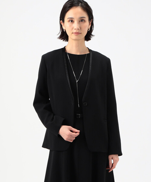 K.T KIYOKO TAKASE(キヨコタカセ)の「〔 Sサイズ 〕 【セットアップ対応】トリアセテートポリエステルダブルクロス ノーカラージャケット(ノーカラージャケット・レディース・アイボリー/ブラック・5号)」の9枚目の写真