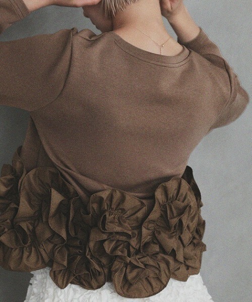 deux amour（ドゥーザムール）の「裾フラワーフリル長袖トップス（その他トップス・レディース・ブラウン/ホワイト/ブラック・FREE）」の18枚目の写真
