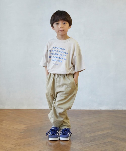 FOV(フォブ)の「フォブ HAPPINESS Tシャツ(Tシャツ/カットソー・キッズ・ブラック/ホワイト/ベージュ系その他・S/M/L/XL)」の7枚目の写真