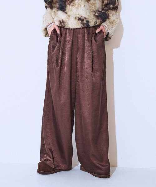 JEANASIS（ジーナシス）の「アソートサテンイージーパンツ/634891（その他パンツ・レディース・ブラウン/オフホワイト/ブラウン系その他/ブラック・FREE）」の4枚目の写真