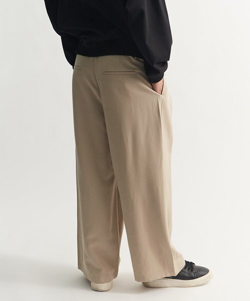 DRAW.M(ドローエム)の「ワイドハーフバンドアンバランスパンツ(ベージュ)(スラックス・メンズ・その他・LARGE/MEDIUM/SMALL/X-LARGE)」の2枚目の写真