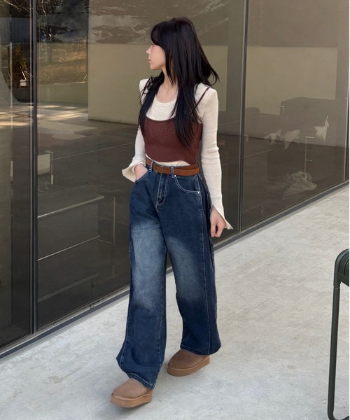 Vini(ヴィニ)の「サイドタックスナップボタンワイドデニムパンツ(デニムパンツ・レディース・インディゴブルー/ブラック/ライトブルー・SMALL/MEDIUM/LARGE)」の14枚目の写真