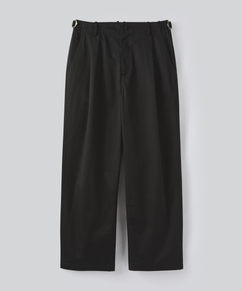 FABREGAT(ファブレガ)の「アクラック ワンタック チノパンツ (ブラック)(その他パンツ・メンズ・その他・1/2/3)」の1枚目の写真
