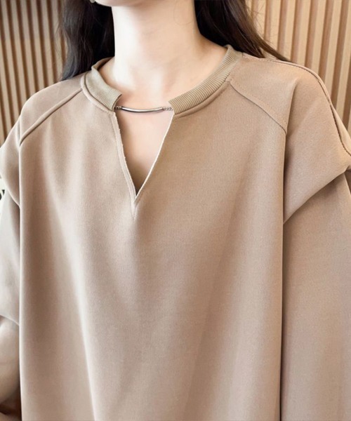 SallyLunn（サリーラン）の「キーネックトレーナー（スウェット・レディース・ベージュ/ホワイト/スミクロ・LARGE/MEDIUM）」の7枚目の写真