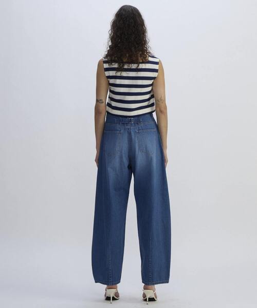 CURRENTAGE（カレンテージ）の「Denim Barrel Pants（デニムパンツ・レディース・インディゴブルー/ホワイト・2/1）」の6枚目の写真