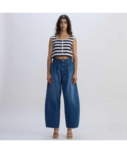 CURRENTAGE（カレンテージ）の「Denim Barrel Pants（デニムパンツ・レディース・インディゴブルー/ホワイト・2/1）」の17枚目の写真