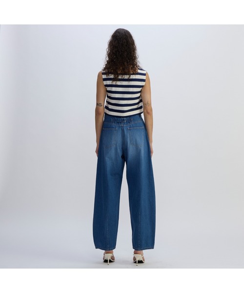 CURRENTAGE（カレンテージ）の「Denim Barrel Pants（デニムパンツ・レディース・インディゴブルー/ホワイト・2/1）」の20枚目の写真