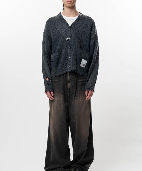 Maison MIHARA YASUHIRO(メゾンミハラヤスヒロ)の「Sun Faded Like Knit Cardigan(カーディガン/ボレロ・メンズ・ブラック/グレー/ブラウン・44/46/48)」の4枚目の写真