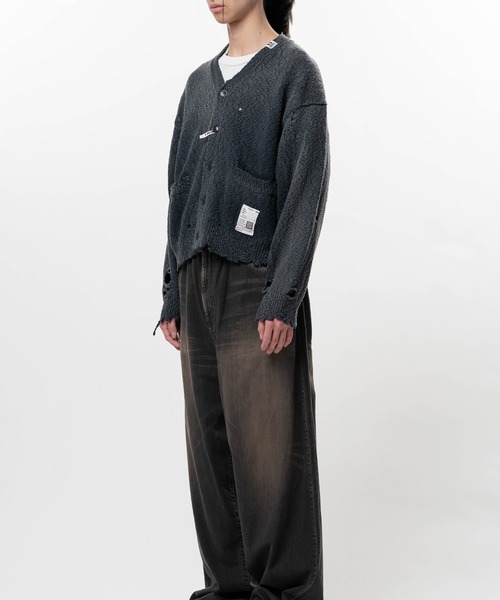 Maison MIHARA YASUHIRO(メゾンミハラヤスヒロ)の「Sun Faded Like Knit Cardigan(カーディガン/ボレロ・メンズ・ブラック/グレー/ブラウン・44/46/48)」の5枚目の写真
