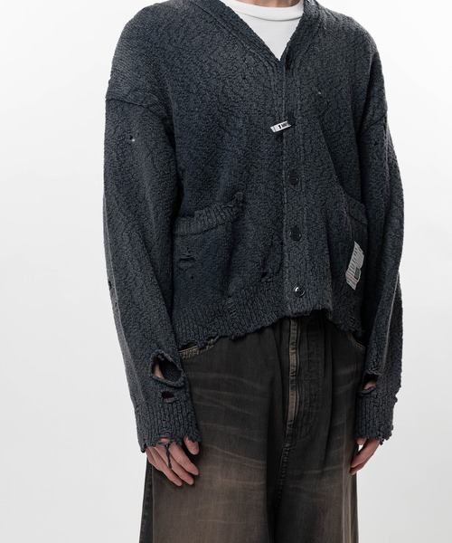 Maison MIHARA YASUHIRO(メゾンミハラヤスヒロ)の「Sun Faded Like Knit Cardigan(カーディガン/ボレロ・メンズ・ブラック/グレー/ブラウン・44/46/48)」の7枚目の写真