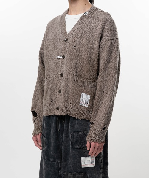 Maison MIHARA YASUHIRO(メゾンミハラヤスヒロ)の「Sun Faded Like Knit Cardigan(カーディガン/ボレロ・メンズ・ブラック/グレー/ブラウン・44/46/48)」の17枚目の写真