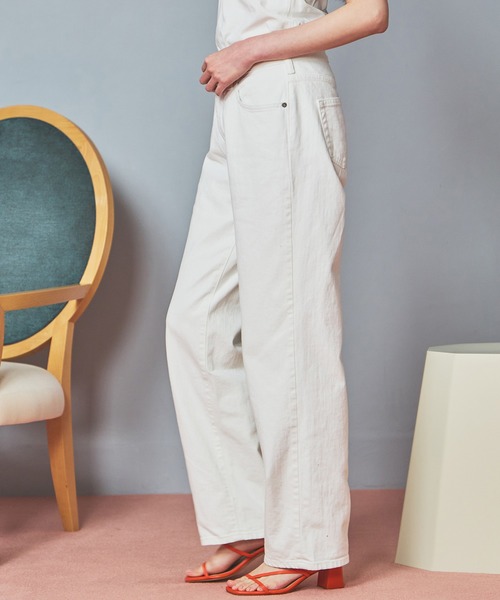 SOMETHING(サムシング)の「SOMETHING ELSA NOUVEAU STRAIGHT/ストレートデニムパンツ(デニムパンツ・レディース・インディゴブルー/ライトインディゴブルー/ブルー/ホワイト・26/28/29/31/27/30)」の17枚目の写真