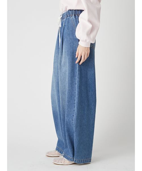 LILY BROWN（リリーブラウン）の「【WEB限定00サイズ】ワイドレッグイージーデニムパンツ（デニムパンツ・レディース・ブラック/ブルー/レッド・0/1）」の9枚目の写真