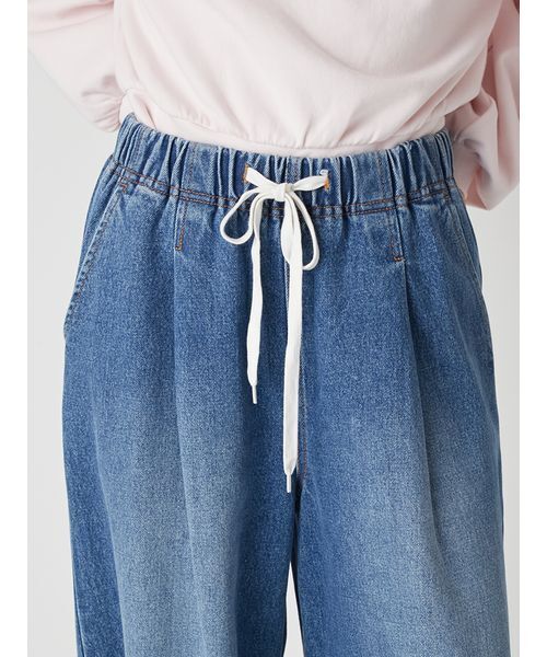 LILY BROWN（リリーブラウン）の「【WEB限定00サイズ】ワイドレッグイージーデニムパンツ（デニムパンツ・レディース・ブラック/ブルー/レッド・0/1）」の10枚目の写真