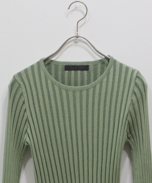 J by blue(ジェイバイブルー)の「ショートリブニット(ニット/セーター・レディース・ブラック/グリーン/グレー・MEDIUM)」の12枚目の写真