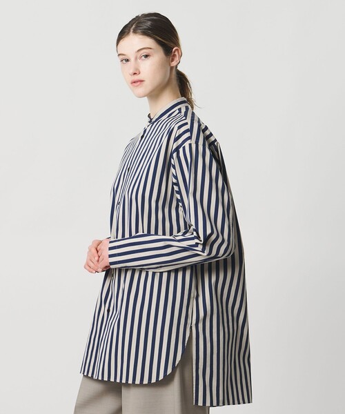 LOEFF(ロエフ)の「<LOEFF>ストライプ オーバーサイズ シャツ(シャツ/ブラウス・レディース・ネイビー/ケリーグリーン・0/1)」の4枚目の写真