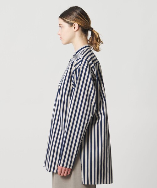 LOEFF(ロエフ)の「<LOEFF>ストライプ オーバーサイズ シャツ(シャツ/ブラウス・レディース・ネイビー/ケリーグリーン・0/1)」の13枚目の写真