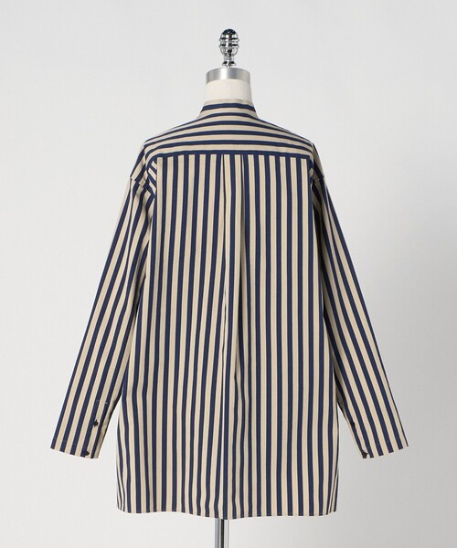 LOEFF(ロエフ)の「<LOEFF>ストライプ オーバーサイズ シャツ(シャツ/ブラウス・レディース・ネイビー/ケリーグリーン・0/1)」の15枚目の写真