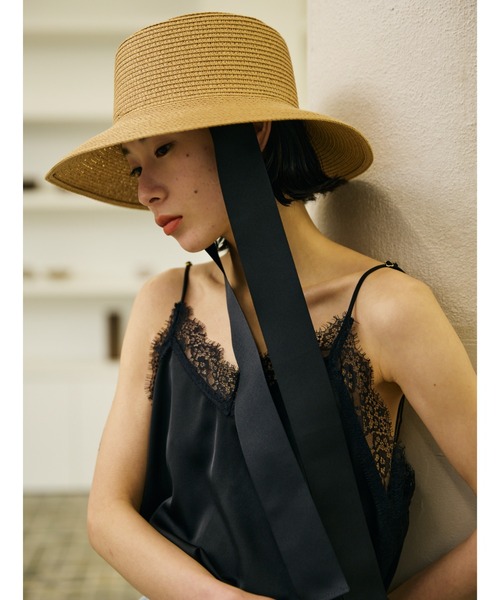 AIC.（エーアイシー）の「ランジェリースリットキャミソール（キャミソール・レディース・アイボリー/ブラック・FREE）」の15枚目の写真