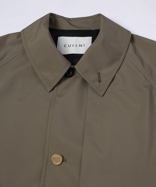 CULLNI(クルニ)の「Three-Layer Taffeta Asymmetrical Layered Balmacaan Coat(ステンカラーコート・メンズ・ブラック/カーキ・0/1/2)」の8枚目の写真