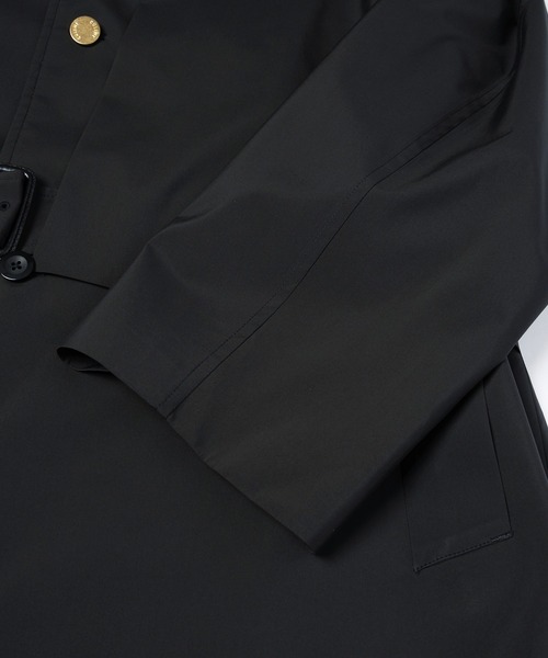 CULLNI(クルニ)の「Three-Layer Taffeta Asymmetrical Layered Balmacaan Coat(ステンカラーコート・メンズ・ブラック/カーキ・0/1/2)」の20枚目の写真