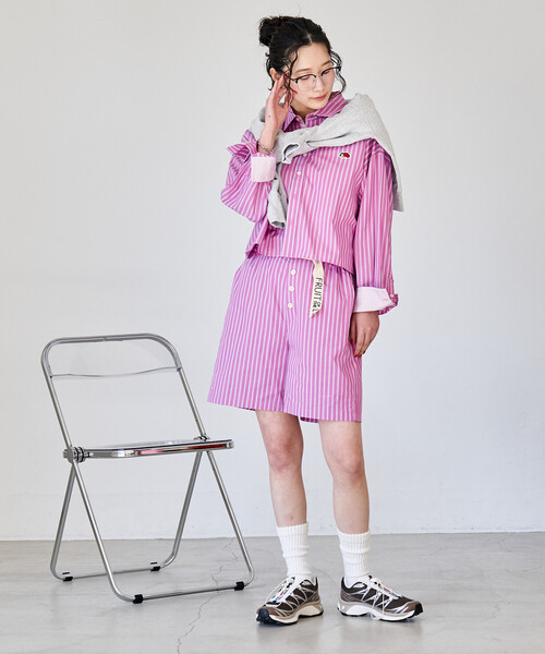 FREAK'S STORE(フリークスストア)の「FRUIT OF THE LOOM × FREAK'S STORE/フルーツオブザルーム 別注 マルチカラー 長袖ショートシャツ/ストライプシャツ/チェックシャツ(シャツ/ブラウス・レディース・グレー/ターコイズブルー/ブラック/サックスブルー/コーラルピンク/グリーン/オレンジ/パープル・フリ-)」の10枚目の写真