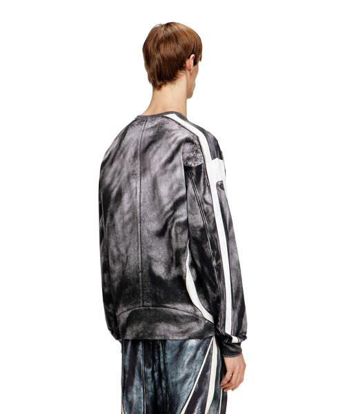 DIESEL（ディーゼル）の「メンズ 長袖Tシャツ T-BOXT-LS-V5（Tシャツ/カットソー・メンズ・チャコールグレー・LARGE/SMALL/MEDIUM/X-LARGE/X-SMALL/XX-LARGE）」の2枚目の写真