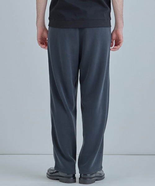 MEN'S BIGI（メンズビギ）の「スエードタッチ ダンボールイージーパンツ（スウェットパンツ・メンズ・ブラック・02/03）」の9枚目の写真