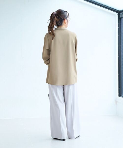 le.coeur blanc（ルクールブラン）の「フルダルタックストレートパンツ（その他パンツ・レディース・ネイビー/グレイッシュベージュ・38）」の16枚目の写真