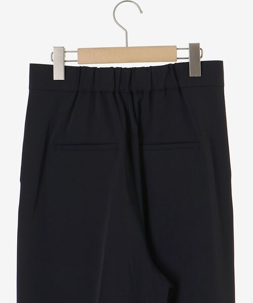 le.coeur blanc（ルクールブラン）の「フルダルタックストレートパンツ（その他パンツ・レディース・ネイビー/グレイッシュベージュ・38）」の8枚目の写真