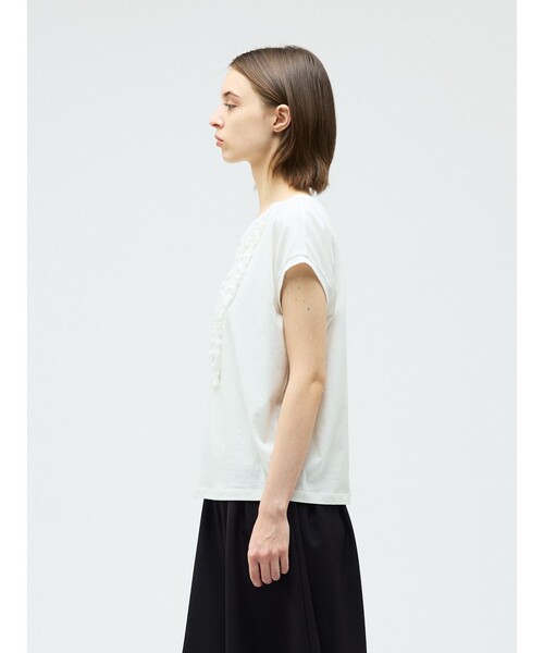 mizuiroind(ミズイロインド)の「mizuiro ind フレンチスリーブフリルプルオーバー(Tシャツ/カットソー・レディース・ブラック/ライトブルー/オフホワイト/キナリ/ダークブラウン/ライトグレー・FREE)」の15枚目の写真