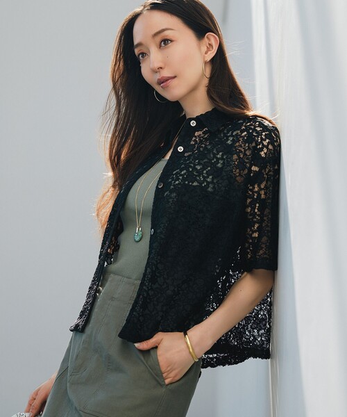 23区(ニジュウサンク)の「スラブツイルストレッチ Iライン スカート(スカート・レディース・カーキ系/ベージュ系1/ネイビー系1・36/38/40)」の15枚目の写真